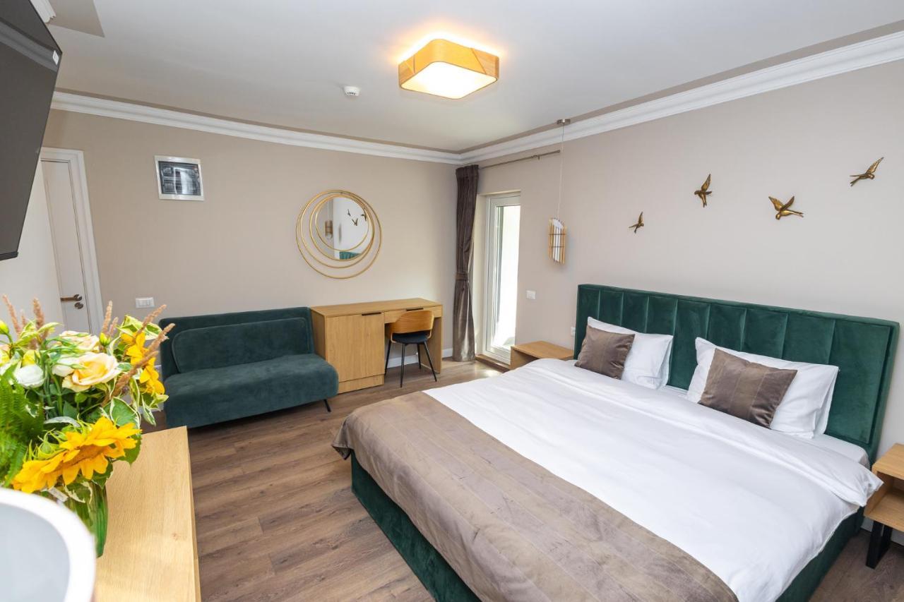 B59 Boutique Hotel Кымпулунг-Молдовенеск Экстерьер фото