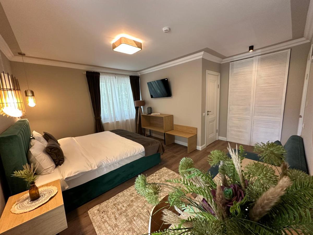 B59 Boutique Hotel Кымпулунг-Молдовенеск Экстерьер фото