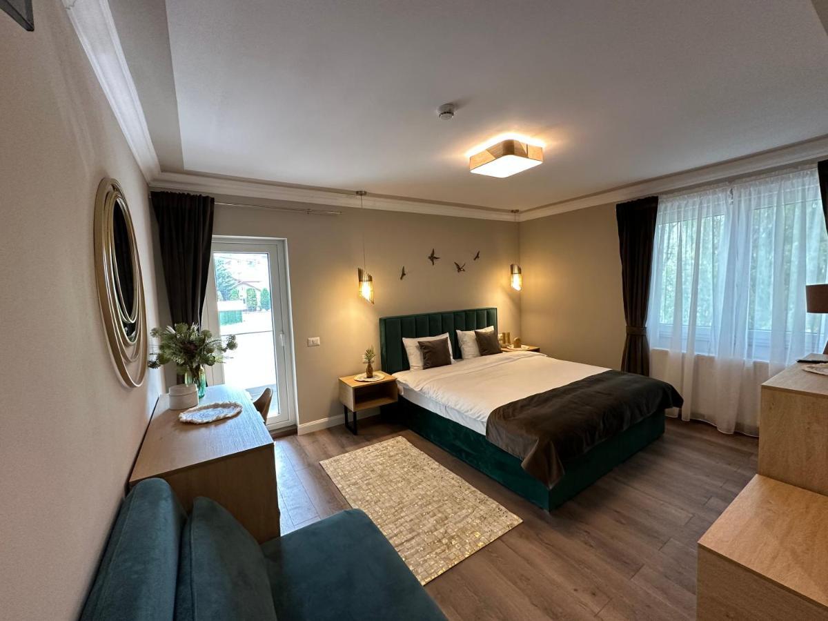 B59 Boutique Hotel Кымпулунг-Молдовенеск Экстерьер фото